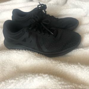 Women’s Nike Tennis shoes